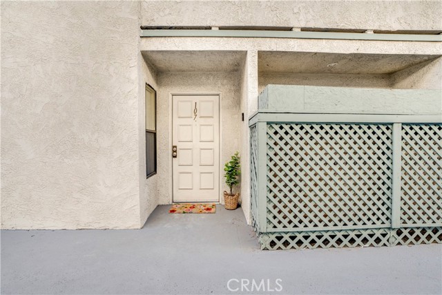 Detail Gallery Image 19 of 21 For 9038 Orion Ave #107,  North Hills,  CA 91343 - 2 Beds | 2 Baths