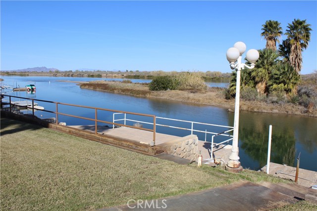 Detail Gallery Image 3 of 43 For 1552 Hwy. 95, Blythe,  CA 92225 - 4 Beds | 3 Baths