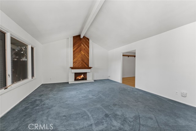 3135 Starling Avenue photo 4