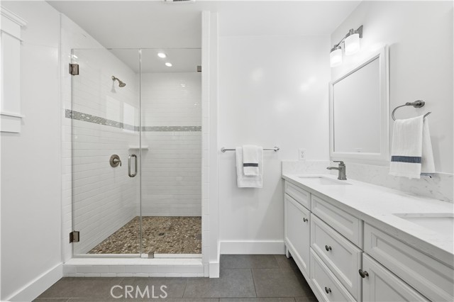 Detail Gallery Image 18 of 38 For 130 Cordova Walk, Long Beach,  CA 90803 - 2 Beds | 2/1 Baths