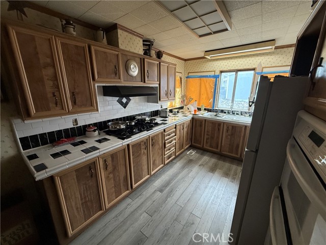 Detail Gallery Image 7 of 23 For 929 E Foothill #46,  Upland,  CA 91786 - 3 Beds | 2/1 Baths