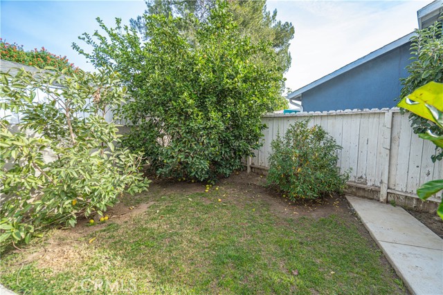 Detail Gallery Image 32 of 42 For 15543 Dearborn, North Hills,  CA 91343 - 4 Beds | 2 Baths