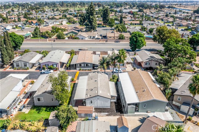 Detail Gallery Image 14 of 42 For 1855 E Riverside Dr #348,  Ontario,  CA 91761 - 3 Beds | 2 Baths