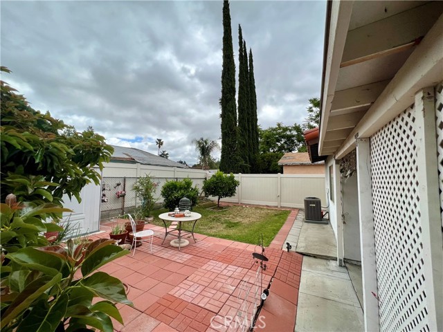 264 26th ST, San Bernardino, CA 92405 thumbnail