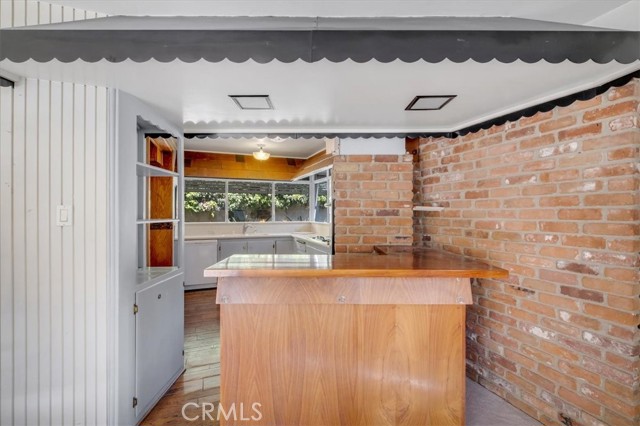 Bar area looking into kitchen