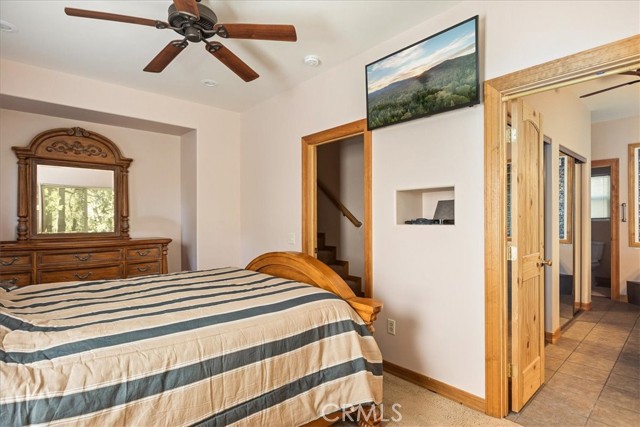 Detail Gallery Image 15 of 25 For 1053 Lausanne Dr, Crestline,  CA 92325 - 3 Beds | 2/1 Baths