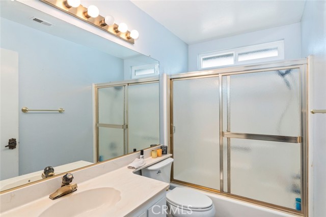 Detail Gallery Image 15 of 23 For 3999 Roxbury Dr, Hemet,  CA 92545 - 2 Beds | 2 Baths