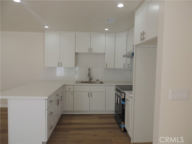 Detail Gallery Image 11 of 27 For 27871 1/2 Galeton, Canyon Country,  CA 91387 - 2 Beds | 2 Baths