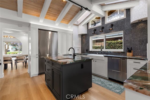 22224 Reynolds Drive, Torrance CA: https://media.crmls.org/medias/eb34a7ba-1382-4ed5-9dc1-8ebadfc898b1.jpg