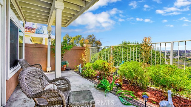 24965 Seagate, Dana Point CA: https://media.crmls.org/medias/eb34ce95-a6ec-48df-b698-7ef56f87af8b.jpg