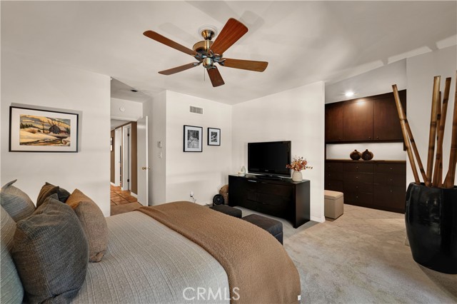 Detail Gallery Image 23 of 60 For 6119 Mary Ellen, Valley Glen,  CA 91401 - 4 Beds | 2 Baths