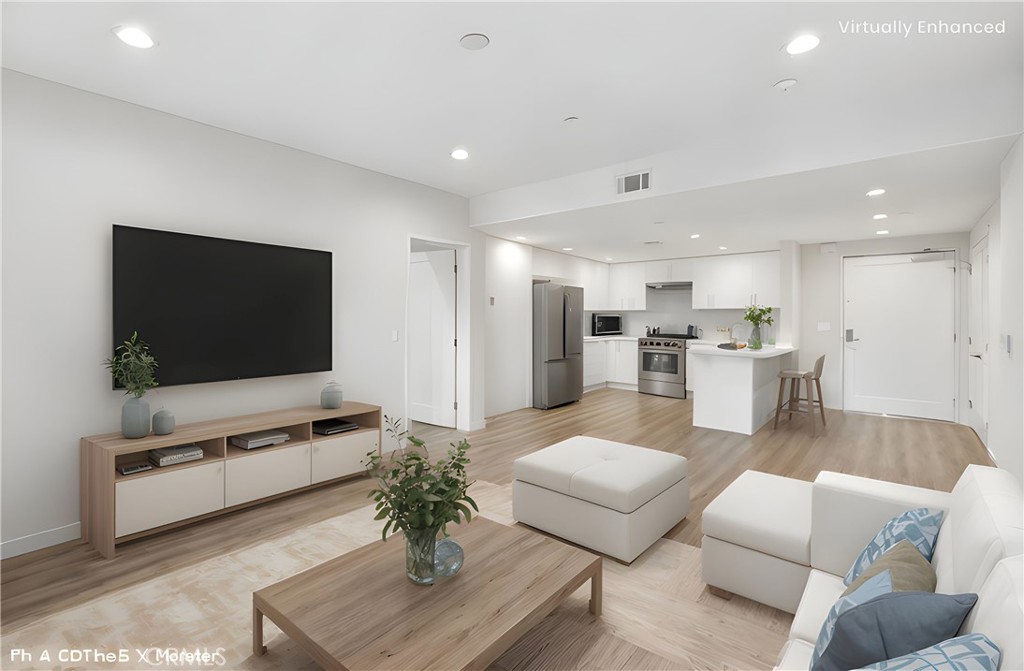 419 N Chandler Avenue #520