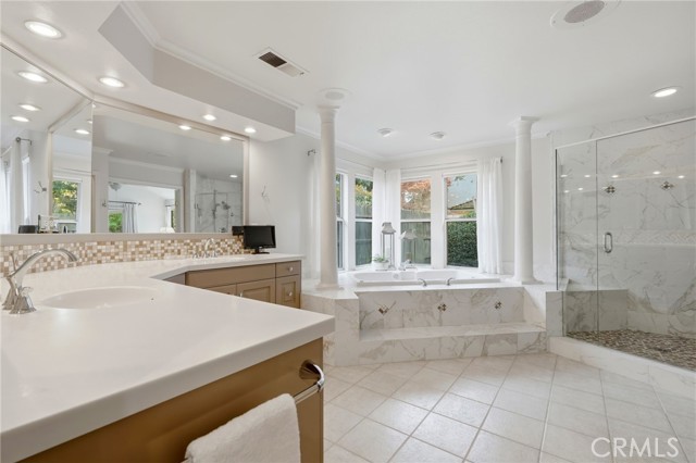 Detail Gallery Image 49 of 61 For 2134 Cottonwood Cir, Visalia,  CA 93277 - 4 Beds | 3 Baths