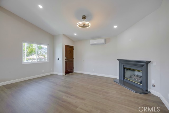 Image 38 of 62 For 627 7th Street