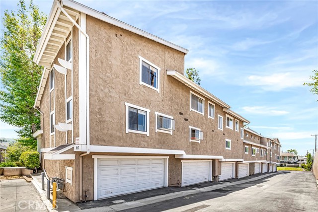 Detail Gallery Image 18 of 28 For 917 W Imperial #64,  La Habra,  CA 90631 - 1 Beds | 1/1 Baths