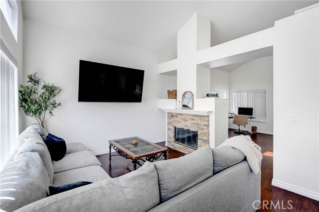 Detail Gallery Image 4 of 25 For 11027 Furman Ct, Rancho Cucamonga,  CA 91701 - 3 Beds | 2/1 Baths