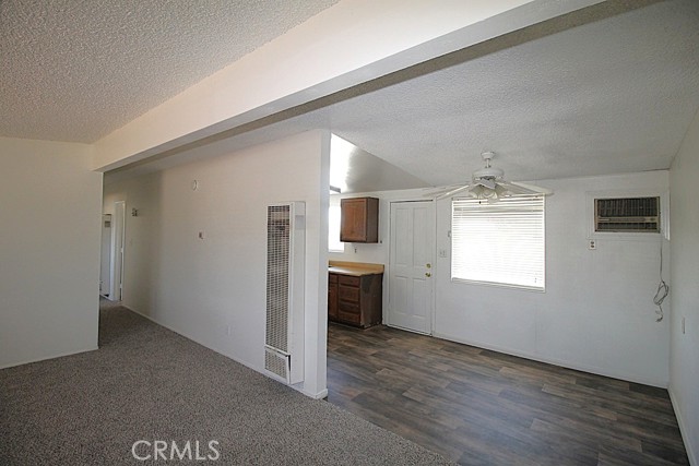Detail Gallery Image 11 of 26 For 34150 Woods Ave, Barstow,  CA 92311 - 3 Beds | 1 Baths