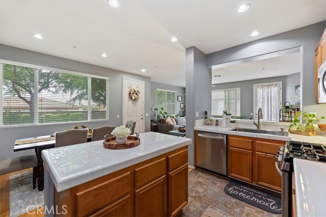 27886 John F Kennedy Drive, Moreno Valley CA: https://media.crmls.org/medias/eb380d69-a852-4550-8c7b-b11c92f8c7c1.jpg
