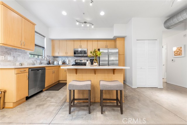 Detail Gallery Image 34 of 47 For 210 N Spurgeon St, Santa Ana,  CA 92701 - 1 Beds | 1/1 Baths