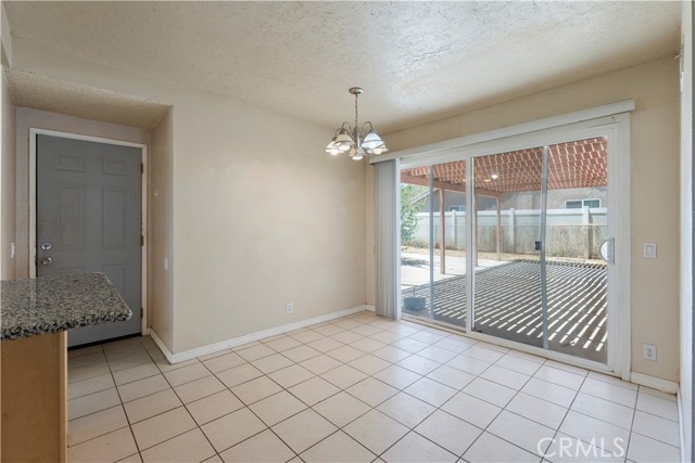 Detail Gallery Image 8 of 29 For 14889 Hartford Ln, Helendale,  CA 92342 - 3 Beds | 2 Baths