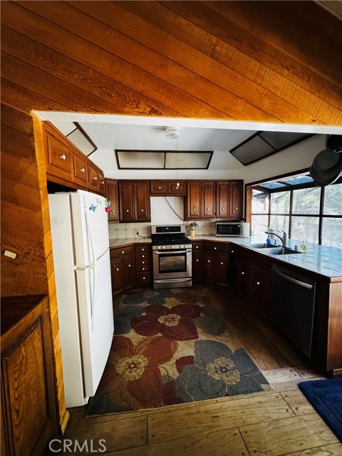 Detail Gallery Image 13 of 28 For 24842 Jeronimo, Lake Forest,  CA 92630 - 4 Beds | 2 Baths