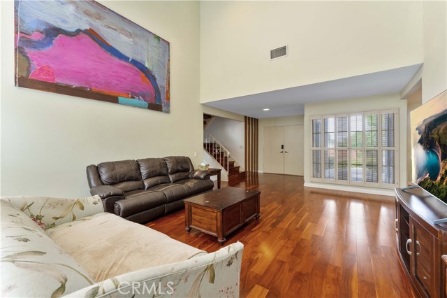 Detail Gallery Image 5 of 39 For 2116 via Caliente, Fullerton,  CA 92833 - 5 Beds | 3 Baths