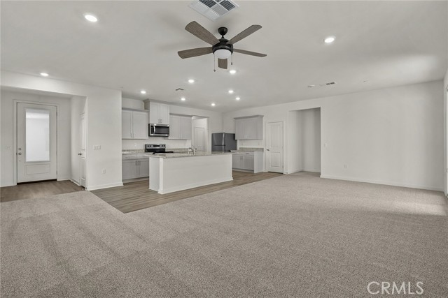 803 Longhorn Drive, San Jacinto CA: https://media.crmls.org/medias/eb3ae7c8-4d28-4621-9755-a7bf7502f5b4.jpg