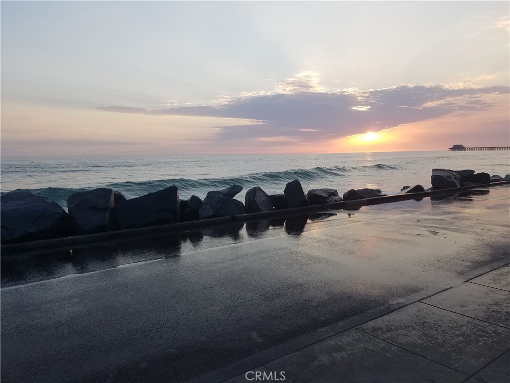 https://media.crmls.org/medias/eb3b1960-ee12-44e7-94c5-a9bd7edc3844.jpg?preset=X-Large