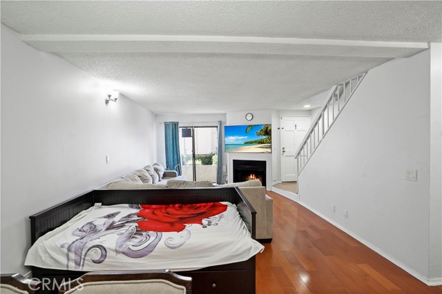 Detail Gallery Image 12 of 27 For 15045 Nordhoff St #112,  North Hills,  CA 91343 - 2 Beds | 3 Baths