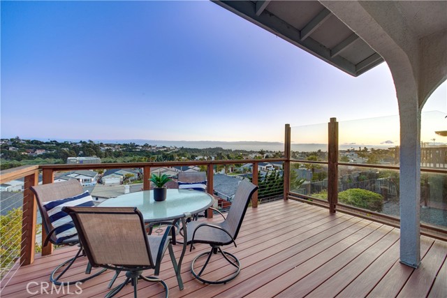 Detail Gallery Image 4 of 26 For 650 Vista Pacifica Cir, Pismo Beach,  CA 93449 - 2 Beds | 2/1 Baths