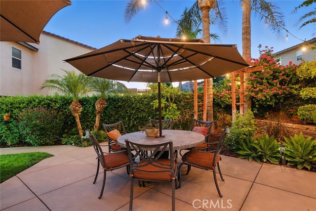 13742 Woodcrest Court, Eastvale CA: https://media.crmls.org/medias/eb3b84fa-0a21-407a-b8d1-bb448c4ba470.jpg