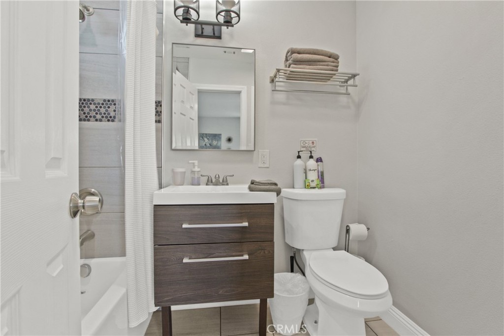 Eb3e5700 8653 4d38 Adce B7e3cccf92d4