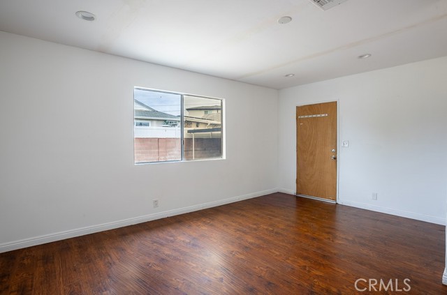 Detail Gallery Image 14 of 36 For 12561 Willard St, North Hollywood,  CA 91605 - 4 Beds | 2 Baths