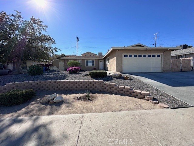 Detail Gallery Image 2 of 21 For 630 E. Mountain View St, Barstow,  CA 92311 - 3 Beds | 2 Baths