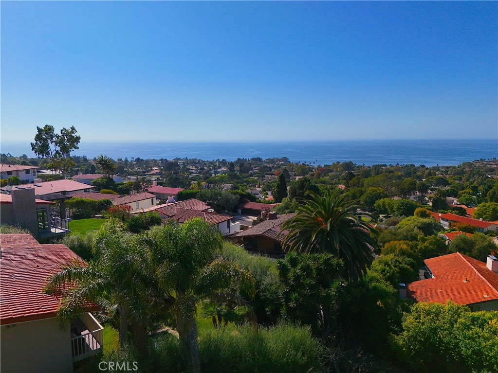 43. 2605 Via Olivera Palos Verdes Estates, CA 90274