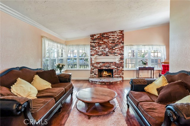 Detail Gallery Image 12 of 59 For 2490 Michigan, Claremont,  CA 91711 - 4 Beds | 2 Baths