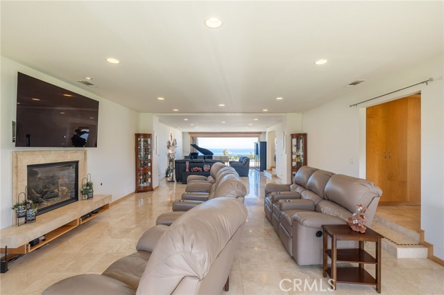 1640 Paseo Del Mar, Palos Verdes Estates, California 90274, 5 Bedrooms Bedrooms, ,2 BathroomsBathrooms,Single Family Residence,For Sale,Paseo Del Mar,SB24124278