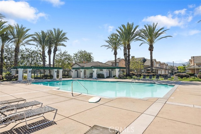 Detail Gallery Image 38 of 43 For 1868 Day Lily Ln, Simi Valley,  CA 93065 - 3 Beds | 2/1 Baths