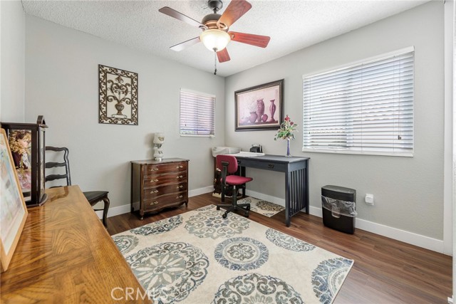 22075 Naples Drive, Moreno Valley CA: https://media.crmls.org/medias/eb40ef51-a66f-4668-8f87-0b88fdf67afd.jpg