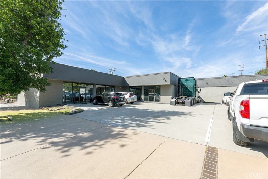 1800 Victory Boulevard, Glendale, CA 91201