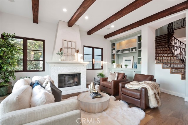 1725 Oak Avenue, Manhattan Beach, California 90266, 4 Bedrooms Bedrooms, ,4 BathroomsBathrooms,Residential,Sold,Oak,SB21251679