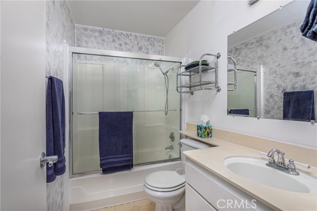 Detail Gallery Image 29 of 33 For 18644 Nau Ave, Porter Ranch,  CA 91326 - 4 Beds | 2/1 Baths