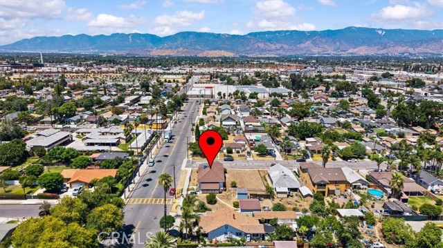 1099 W Congress Street, San Bernardino CA: https://media.crmls.org/medias/eb45f446-d441-4556-891a-1464fc097561.jpg