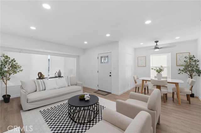 Detail Gallery Image 6 of 25 For 6327 California Ave, Long Beach,  CA 90805 - 3 Beds | 1/1 Baths