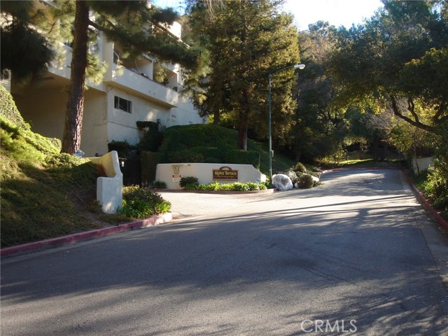 1935 Alpha Road 342, Glendale, CA 91208