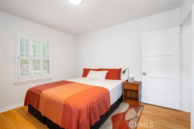 Detail Gallery Image 23 of 44 For 900 N California St, Burbank,  CA 91505 - 3 Beds | 2 Baths