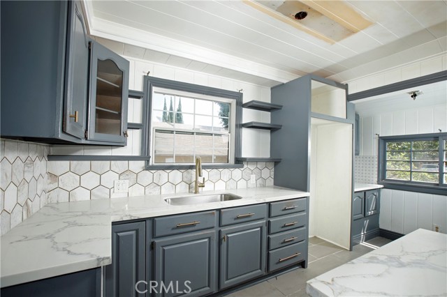 Detail Gallery Image 8 of 22 For 7339 Baird Ave, Reseda,  CA 91335 - 3 Beds | 1 Baths