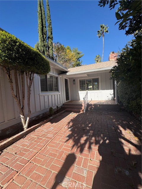 Detail Gallery Image 14 of 22 For 20955 De Mina, Woodland Hills,  CA 91364 - 3 Beds | 2 Baths