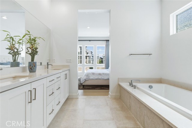 Detail Gallery Image 25 of 39 For 118 Yugen, Irvine,  CA 92618 - 4 Beds | 3/1 Baths