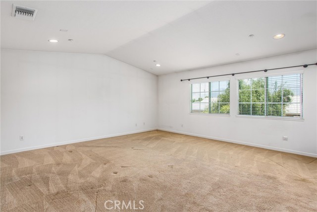 1802 Pummelo Drive, Redlands CA: https://media.crmls.org/medias/eb48208c-13a1-4f2b-878a-c92921576447.jpg